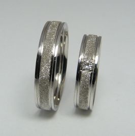 Snubní prsteny matné