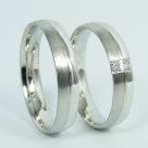 Z bílého zlata š. 4 mm